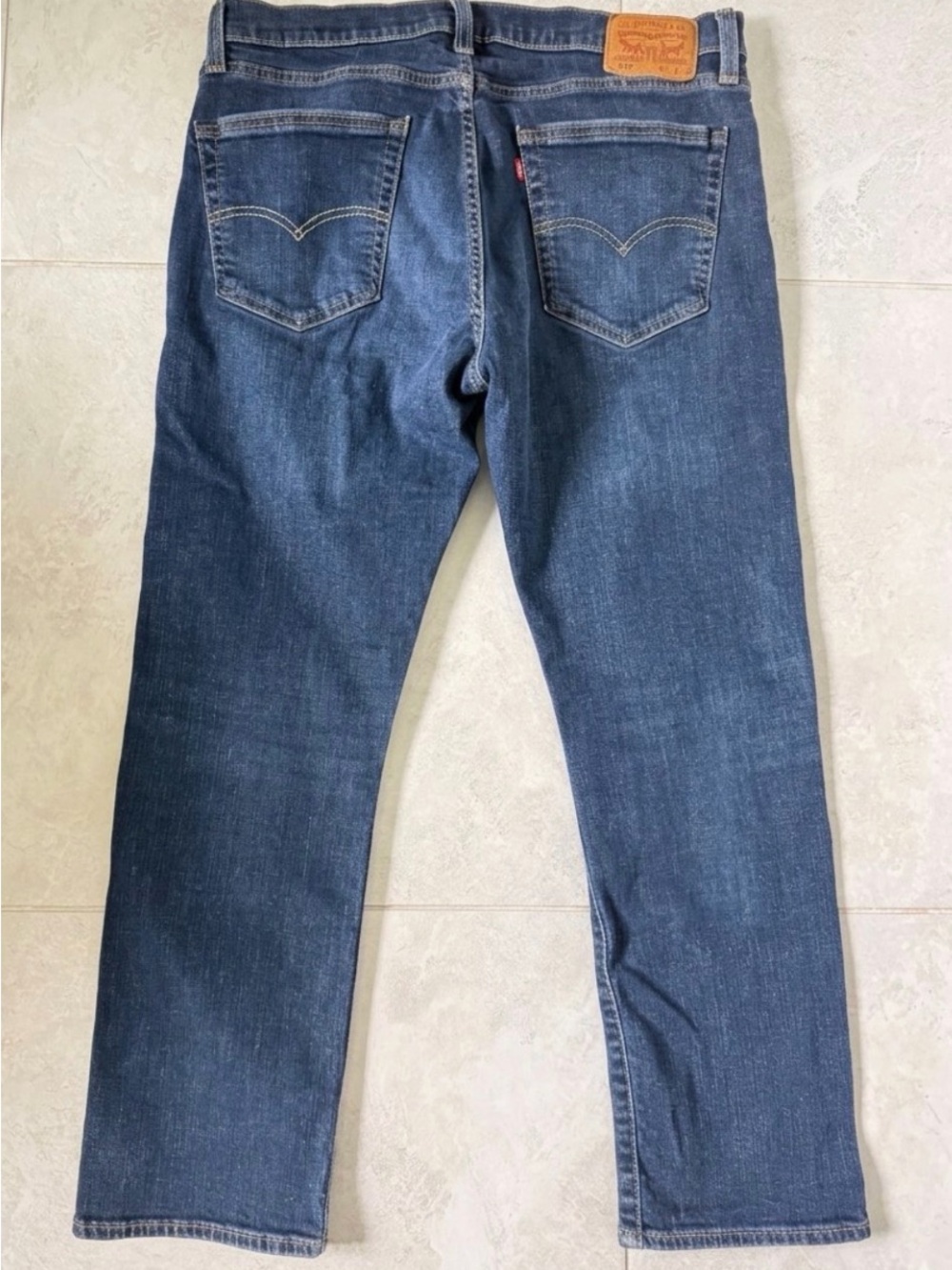 Levi's 513  Men's 36x30  Blue dark wash straight Fit Jeans pants